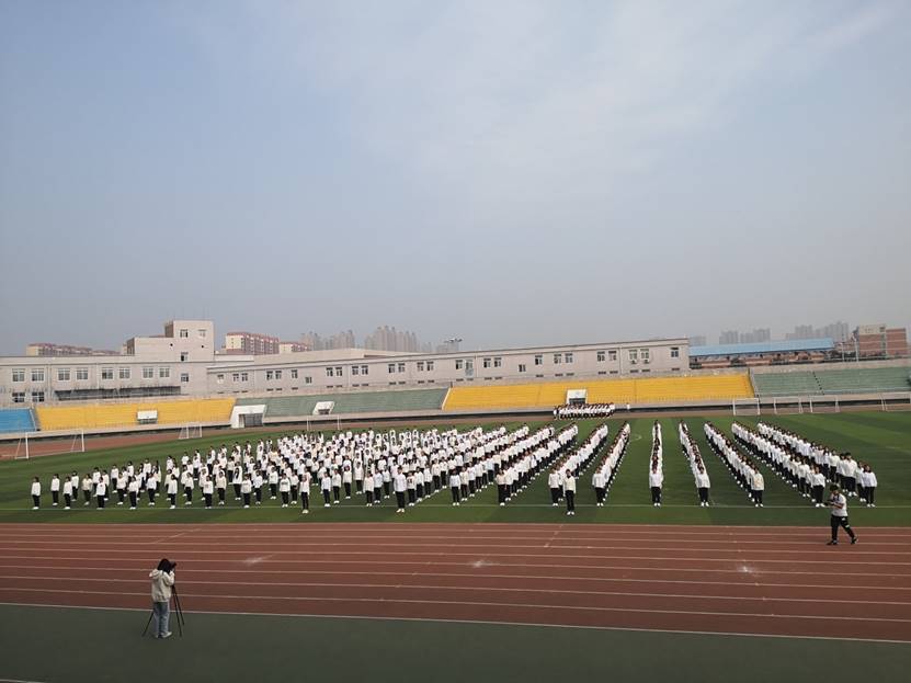 说明: C:\Users\h'p\AppData\Local\Temp\HZ$D.216.2938\HZ$D.216.2949\黄色短剧
广播体操比赛活动圆满落幕\照片\IMG_20191019_150449.jpg